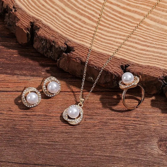 Trendy 3-piece high-end jewelry set with square imitation pearls